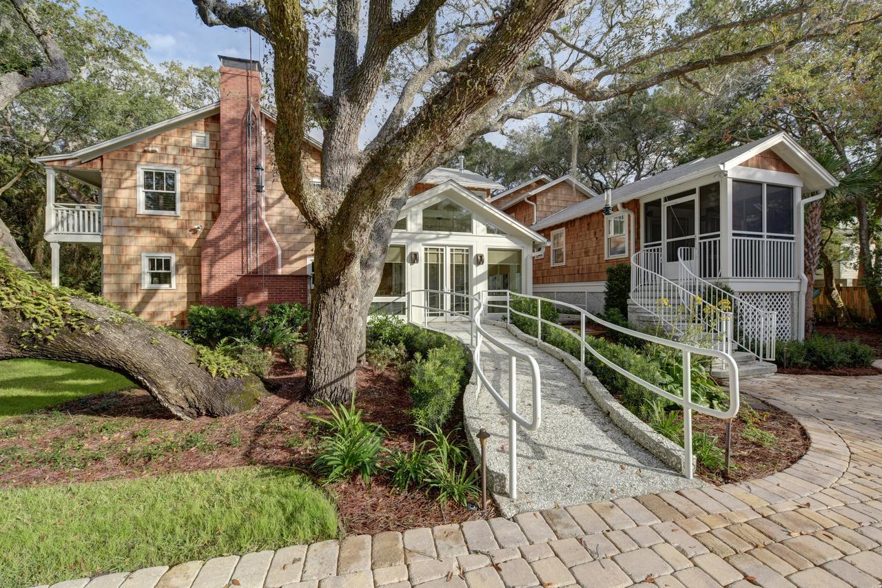The Grey Owl Inn St. Simons Island Екстериор снимка